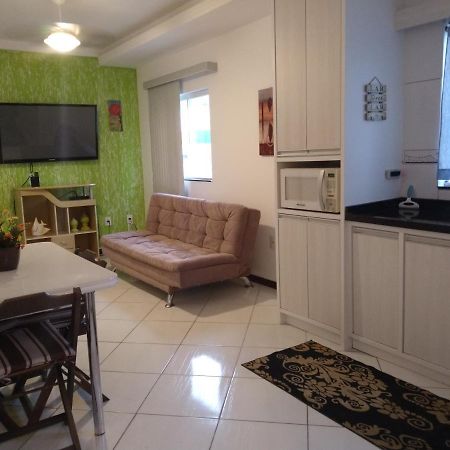 Otimo Apartamento Na Praia Dos Ingleses Gaivotas 70M Do Mar Florianopolis Bagian luar foto